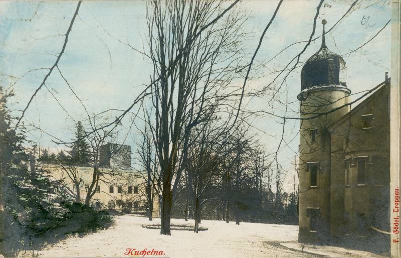 Starý a nový zámek v Chuchelné na kolorované pohlednici z období okolo roku 1910